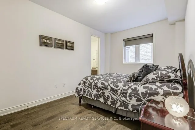 Additional image 20 of 35 Chaumont Dr