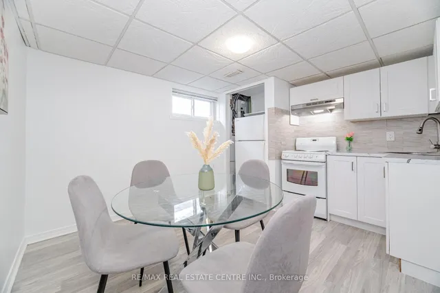 Additional image 27 of 32 East 44th St