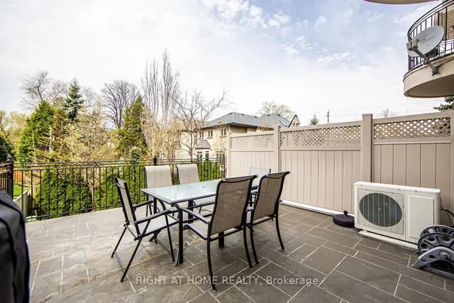 Additional image 44 of 2916 Bayview Ave