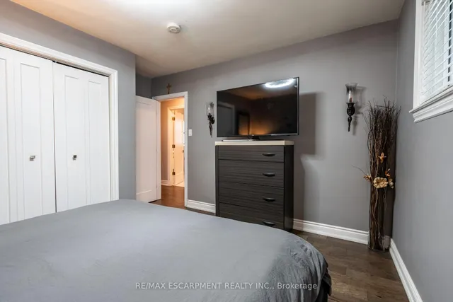 Additional image 16 of 19 East 44th St