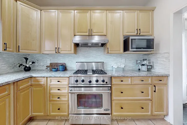 Additional image 15 of 2355 Woodridge Way