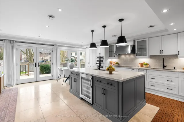 Additional image 13 of 32 Parkhurst Blvd