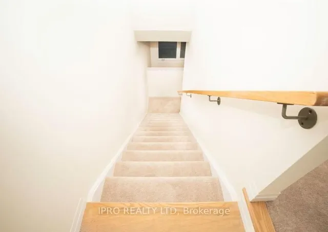 Additional image 17 of 88 Fieldridge Cres