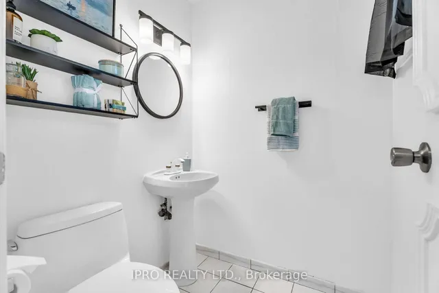 Additional image 16 of 40 Village Crt