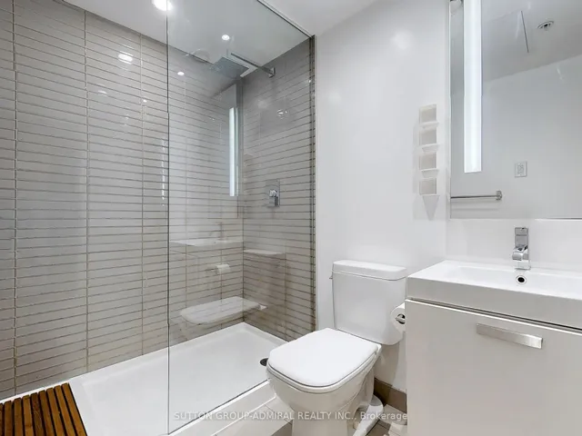 Additional image 20 of 629 King St Unit 410