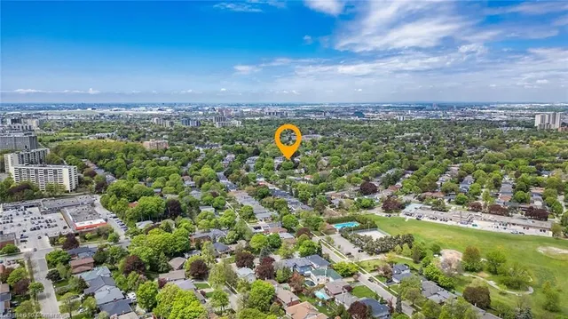 Additional image 15 of 69 Pettit Dr