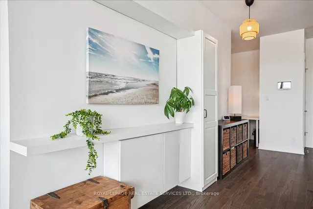 Additional image 6 of 3028 Creekshore Common N/A Unit 105