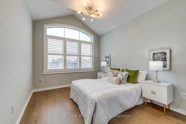 Additional image 36 of 166 Stillwater Cres