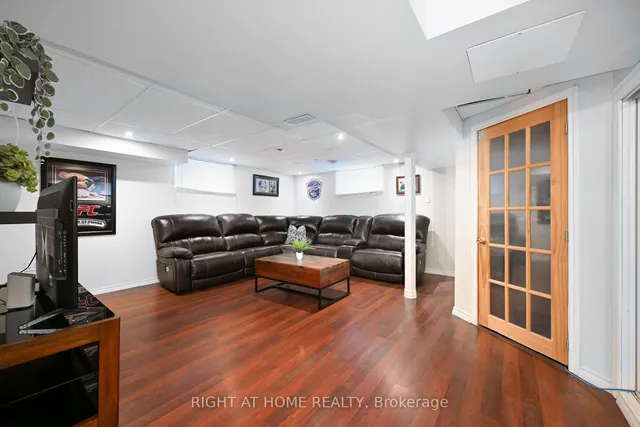 Additional image 31 of 27 Turquoise Dr