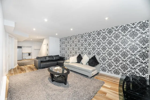 Additional image 31 of 341 Military Tr Unit 70