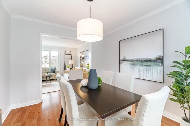 Additional image 17 of 204 Bousfield Cres