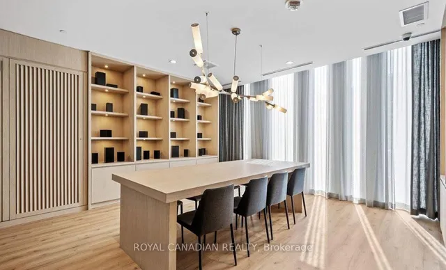 Additional image 31 of 215 Veterans Dr Unit 1110