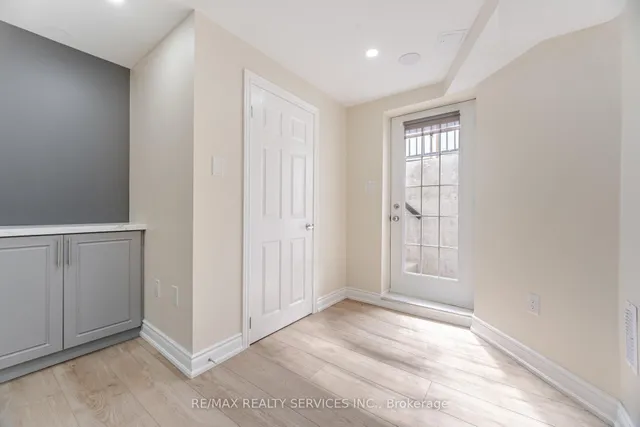 Additional image 46 of 2 Binder Twine Tr