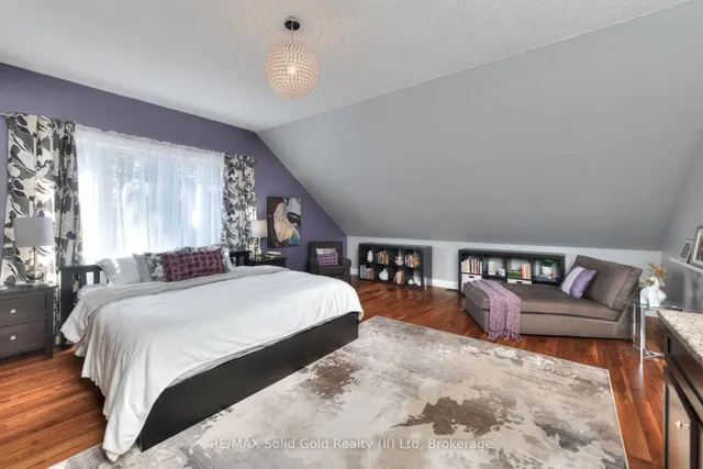 Additional image 26 of 47 Mary St