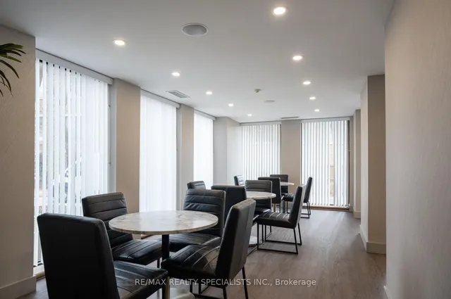 Additional image 40 of 4235 Sherwoodtowne Blvd Unit 406