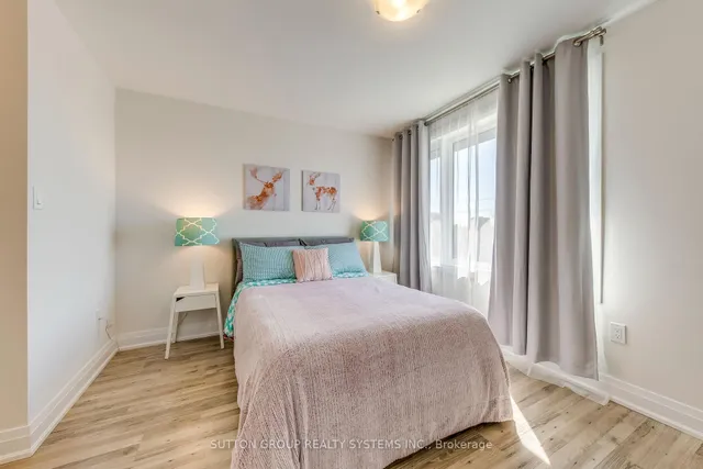 Additional image 24 of 1774A Lawrence Ave