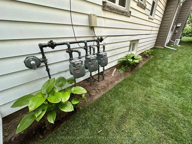 Additional image 32 of 38 Viewpoint Ave