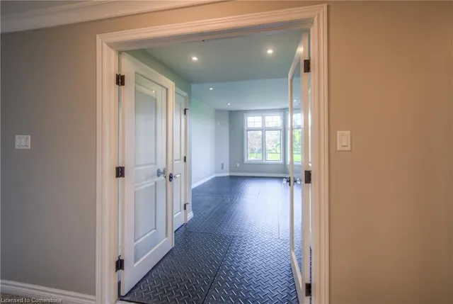 Additional image 33 of 924 Deer Ridge Crt