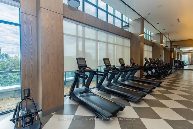 Additional image 23 of 30 Inn On The Park Dr Unit 3410