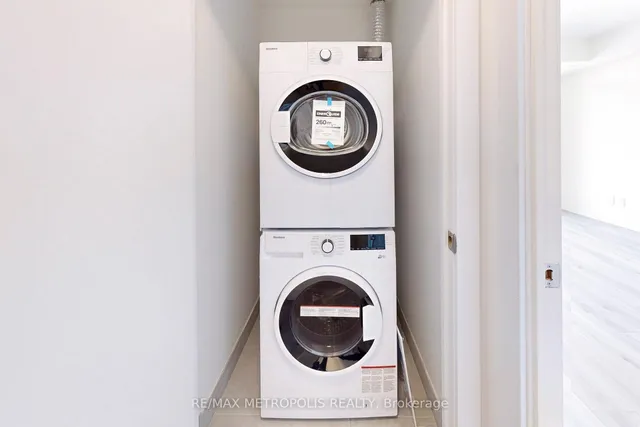 Additional image 13 of 871 Sheppard Ave Unit 42