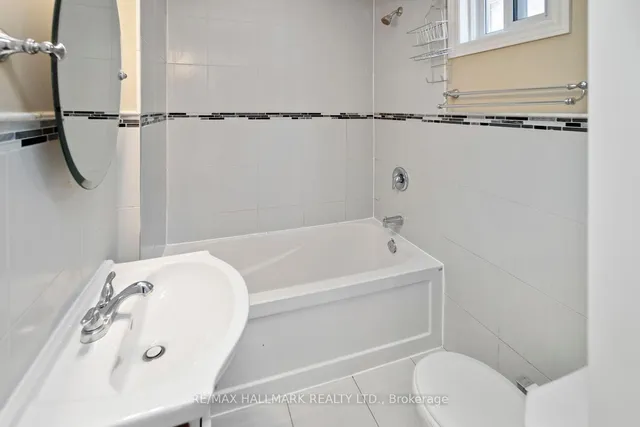 Additional image 22 of 72 Gray Ave