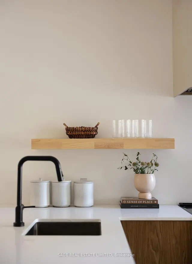 Additional image 9 of 839 Windermere Ave