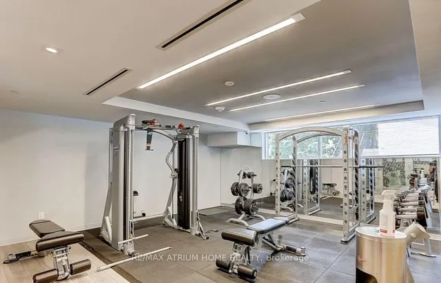 Additional image 4 of 50 Mccaul St Unit 816