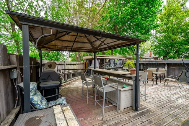 Additional image 43 of 12 Rossmore Ave