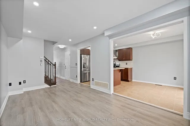 Additional image 8 of 4884 Capri Cres