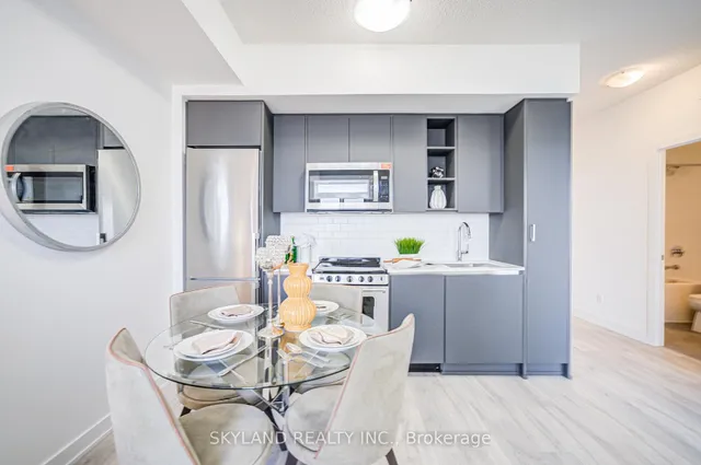 Additional image 10 of 251 Manitoba St Unit 2007