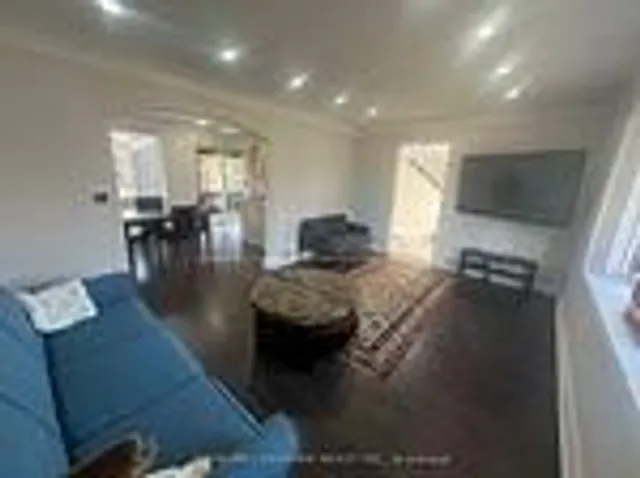 Additional image 5 of 14 Townsend Ave