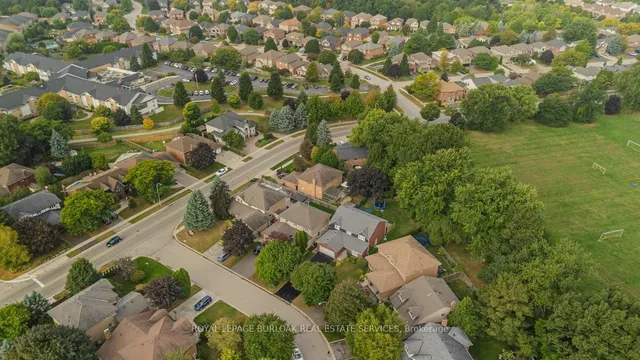 Additional image 17 of 11 Norma Cres