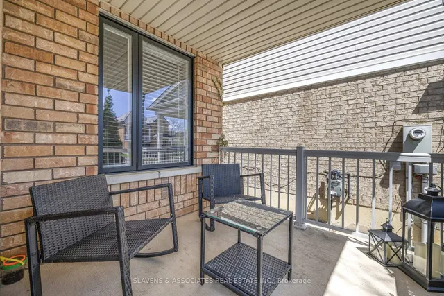 Additional image 33 of 30 Charleswood Circ