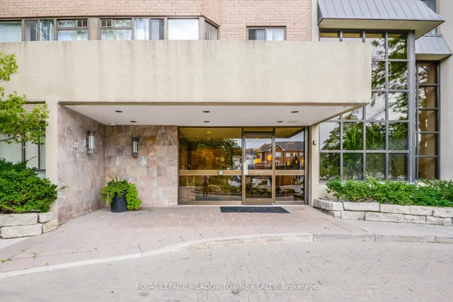 Additional image 3 of 100 County Court Blvd Unit 106