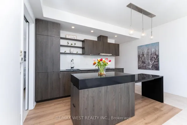 Additional image 10 of 16 Bonnycastle St Unit 2002