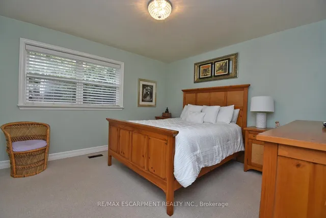 Additional image 22 of 733 Ashley Ave