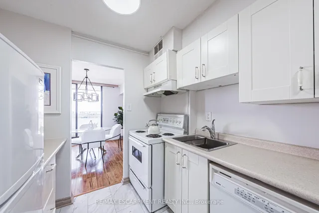 Additional image 8 of 2055 Upper Middle Rd Unit 706