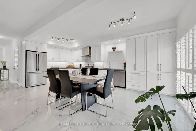 Additional image 7 of 134 Shoreview Pl