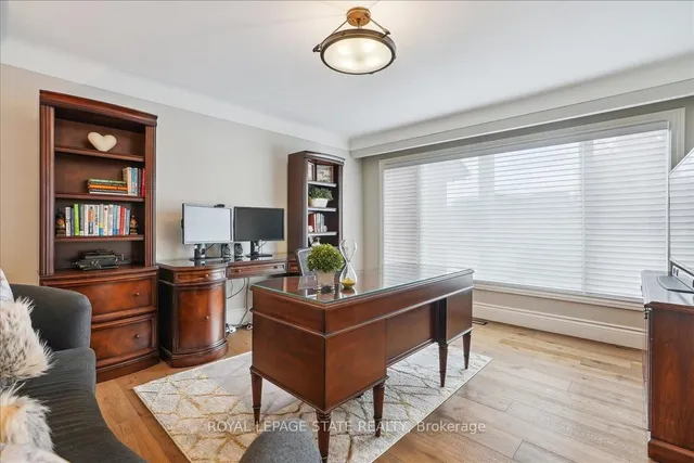 Additional image 23 of 10 Azalea Crt