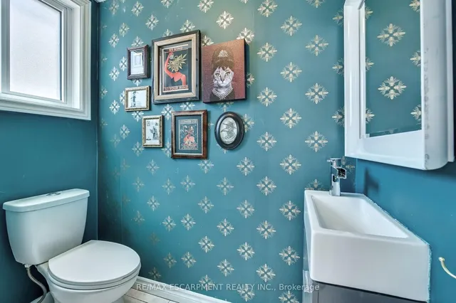 Additional image 14 of 2700 Barton St Unit 2