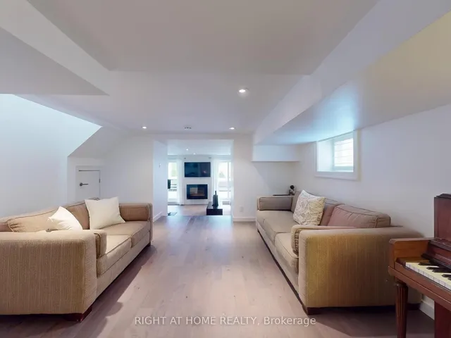 Additional image 19 of 77 Leroy Ave