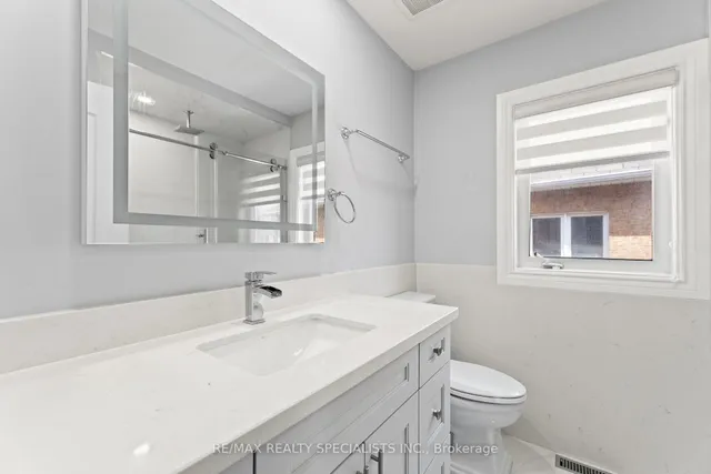 Additional image 34 of 14 Banks Dr