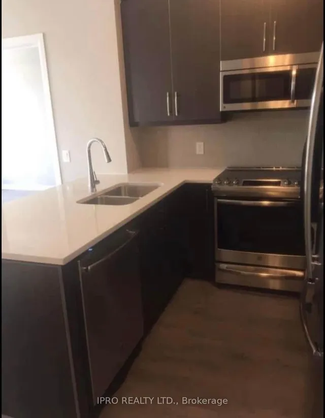 Additional image 31 of 734 Briar Cres