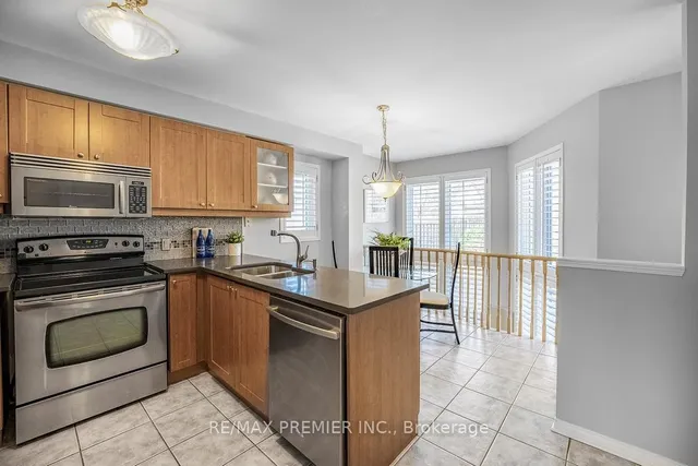 Additional image 12 of 2595 Blackcombe Cres