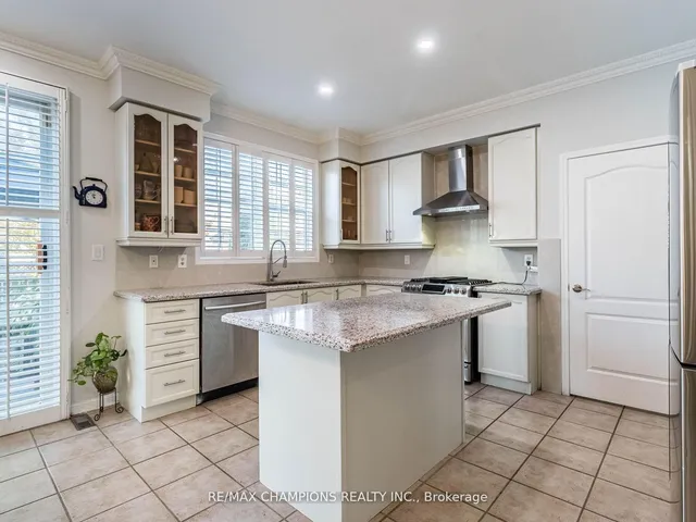 Additional image 19 of 707 Trudeau Dr