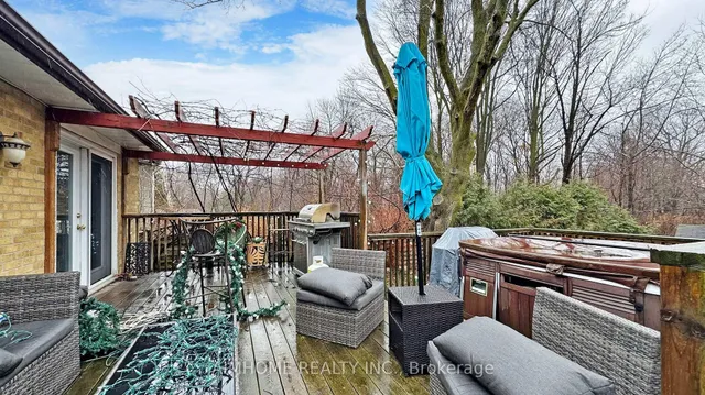 Additional image 24 of 50 Meldazy Dr