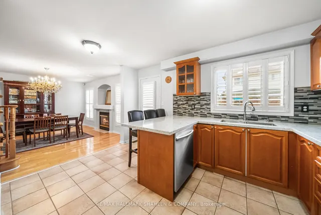 Additional image 16 of 32 Rowland St