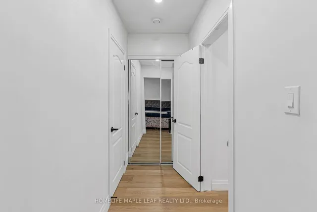 Additional image 31 of 292 Woodward Ave