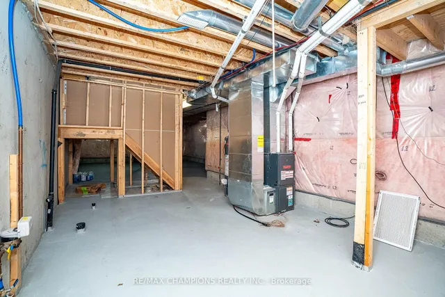 Additional image 40 of 57 Sky Harbour Dr