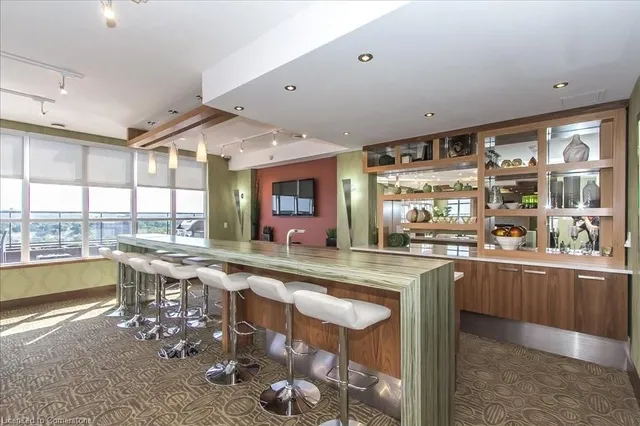 Additional image 40 of 112 Benton St Unit 317